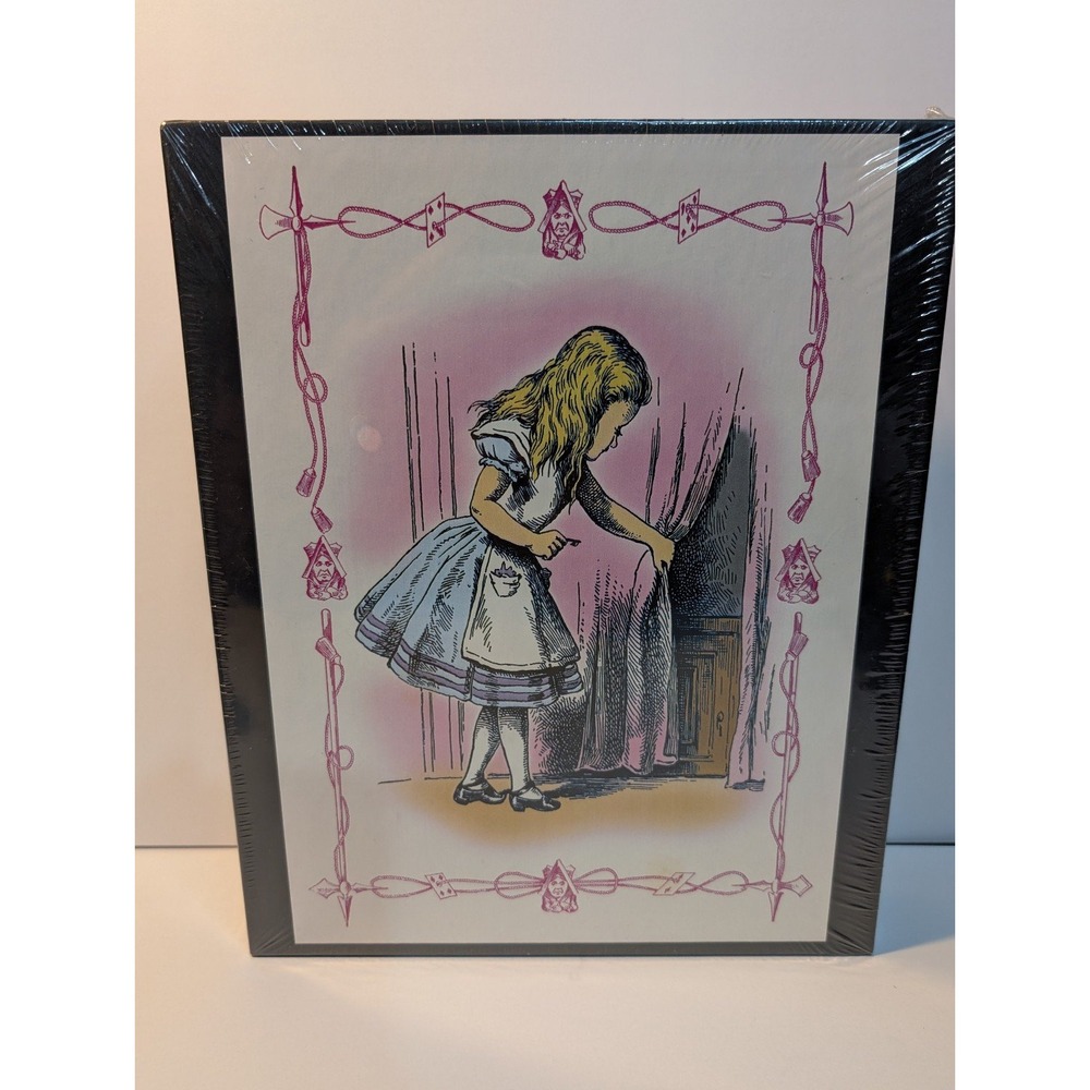 New Alice and the Small Door 58‎ Piece Puzzle 
Alice in Wonderland